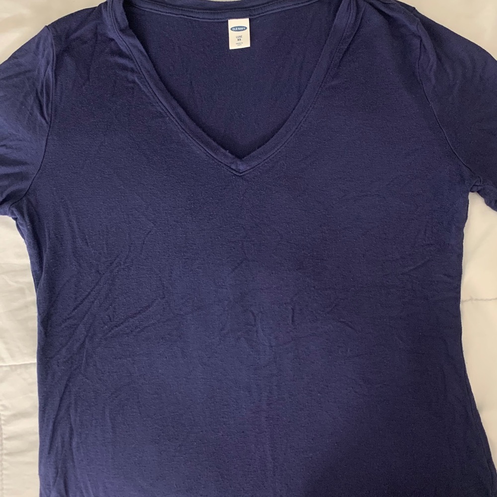 navy blue top!